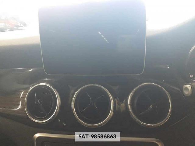 Mercedes Benz CLA-CLASS 2018-12 7961483-5