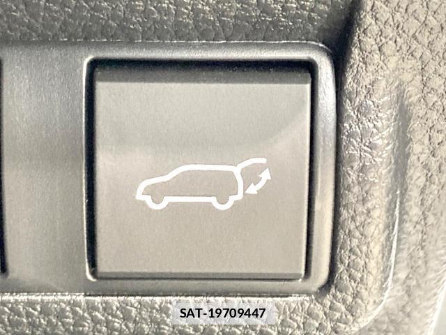Toyota COROLLA CROSS 2025-08 7959777-5