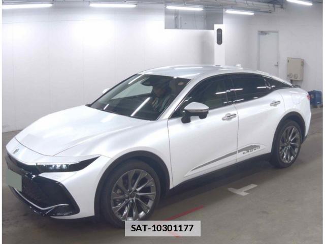 Toyota Crown Crossover 2023-08 7959333-3