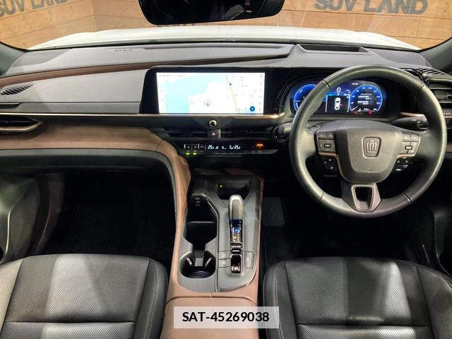 Toyota Crown Crossover 2024-01 7959436-1