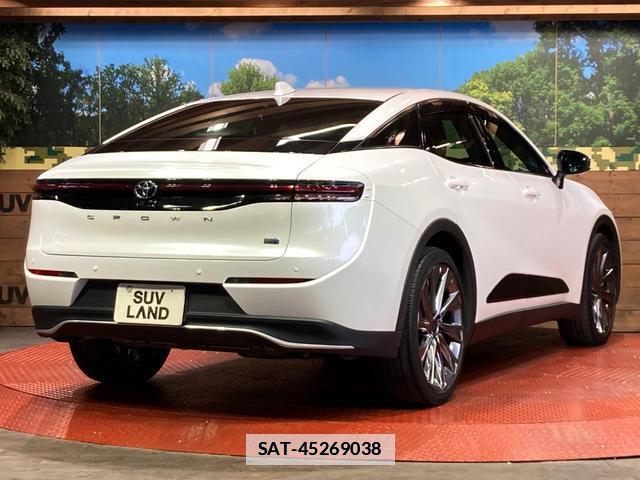 Toyota Crown Crossover 2024-01 7959436-16