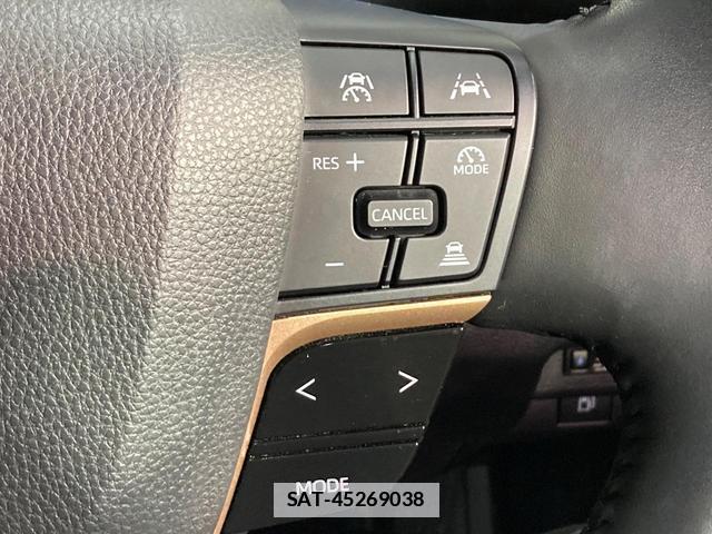 Toyota Crown Crossover 2024-01 7959436-4