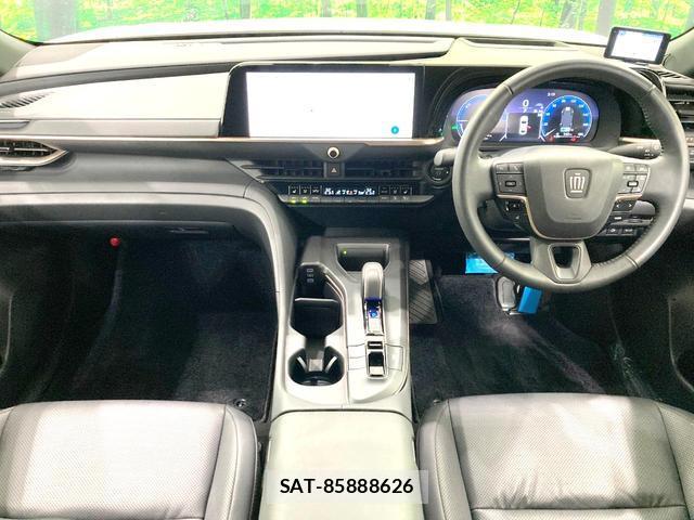 Toyota Crown Crossover 2022-10 7959789-1