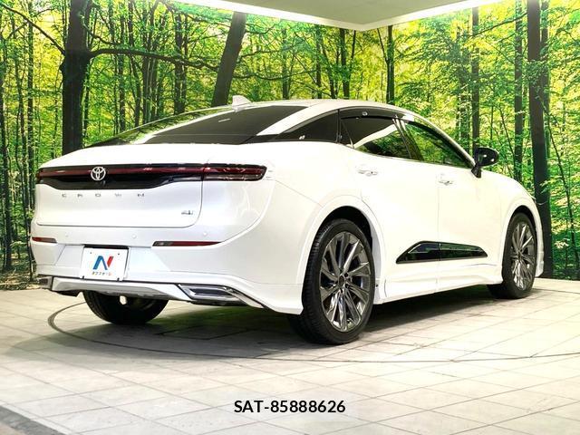 Toyota Crown Crossover 2022-10 7959789-16