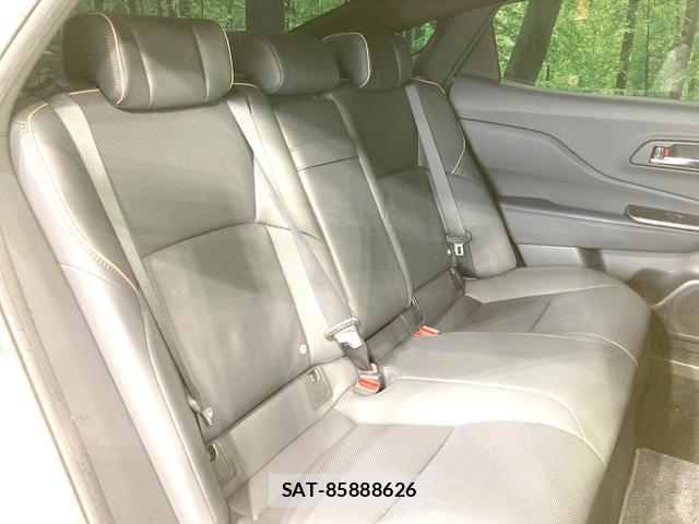 Toyota Crown Crossover 2022-10 7959789-8