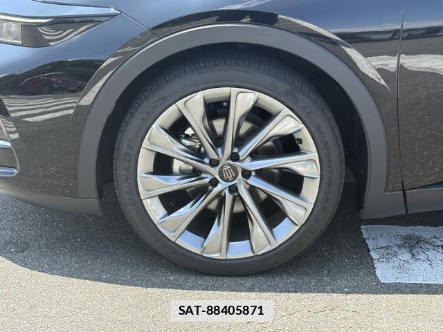 Toyota Crown Crossover 2023-04 7959894-19