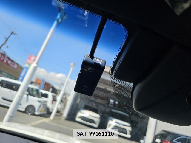Toyota CROWN HYBRID 2019-11 7960611-9
