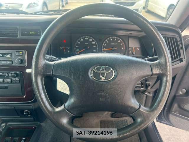 Toyota CROWN SEDAN 2003-06 7961524-4