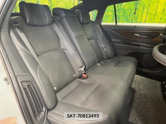 Toyota CROWN 2024-09 7959300-10
