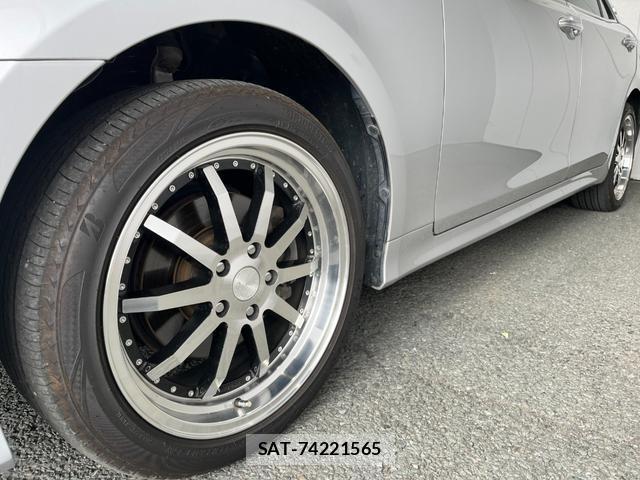Toyota CROWN 2017-03 7959985-5