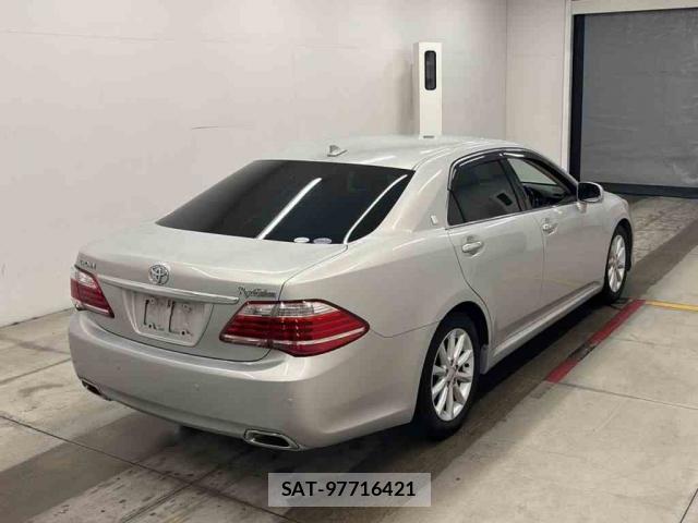 Toyota CROWN 2010-08 7960312-2