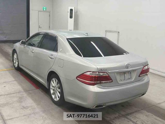 Toyota CROWN 2010-08 7960312-3