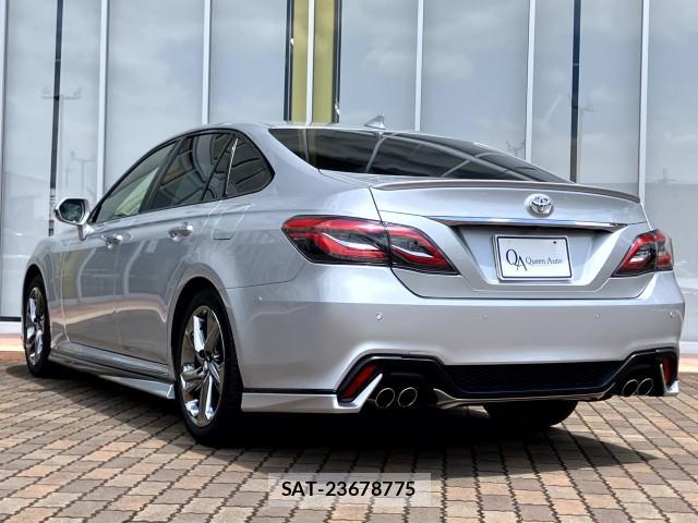 Toyota CROWN 2019-04 7960560-2