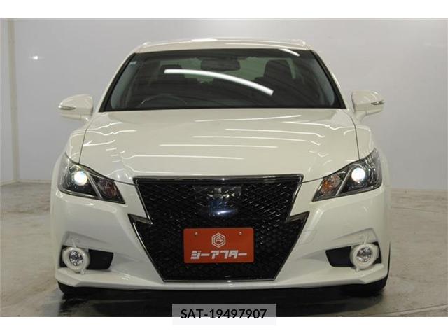 Toyota CROWN 2015-09 7962349-1