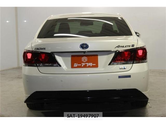 Toyota CROWN 2015-09 7962349-5