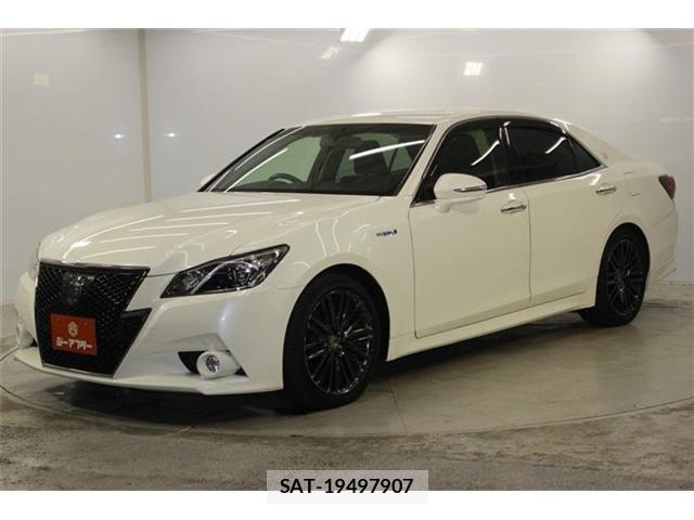 Toyota CROWN 2015-09 7962349-8