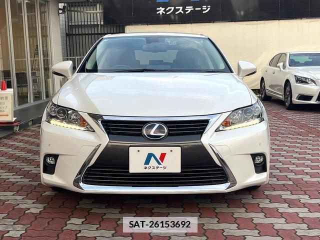 Lexus CT 2017-04 7959735-10