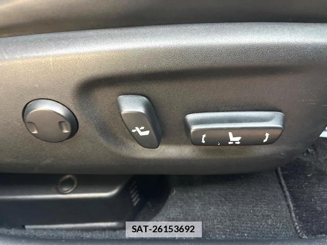 Lexus CT 2017-04 7959735-6