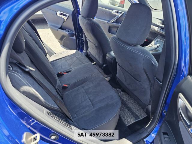 Lexus CT 2022-10 7960615-7