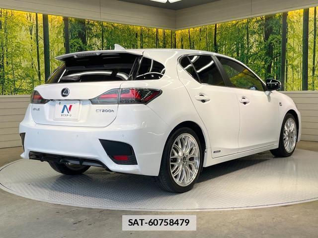 Lexus CT 2015-03 7962183-16