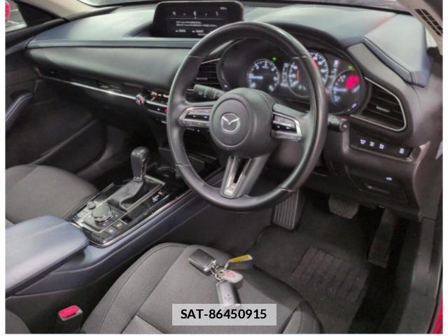 Mazda CX-30 2023-06 7959331-2