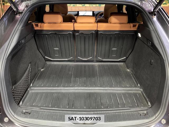 Mazda CX-60 2023-09 7959437-10