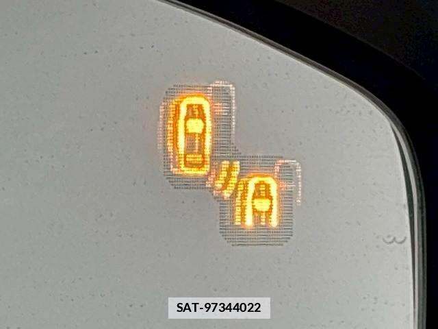 Mazda CX-8 2018-04 7960057-6