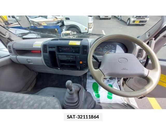 Hino DUTRO 2011-07 7959972-2