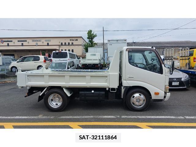 Hino DUTRO 2011-07 7959972-4