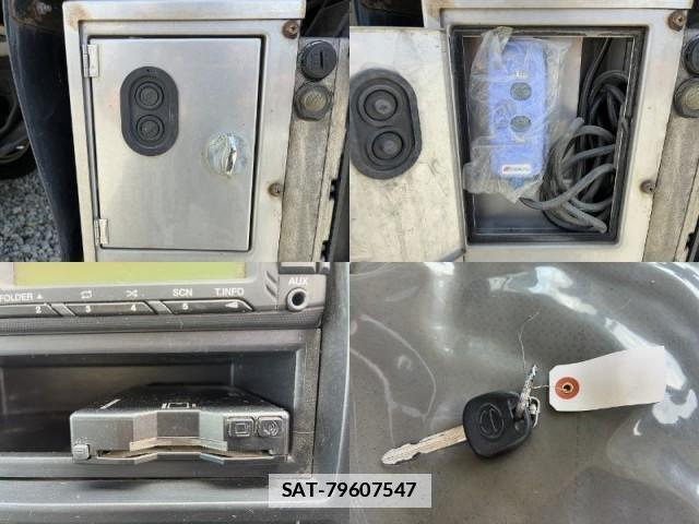 Hino DUTRO 2020-06 7961800-13