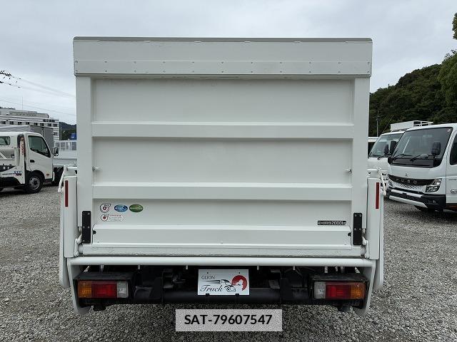 Hino DUTRO 2020-06 7961800-7