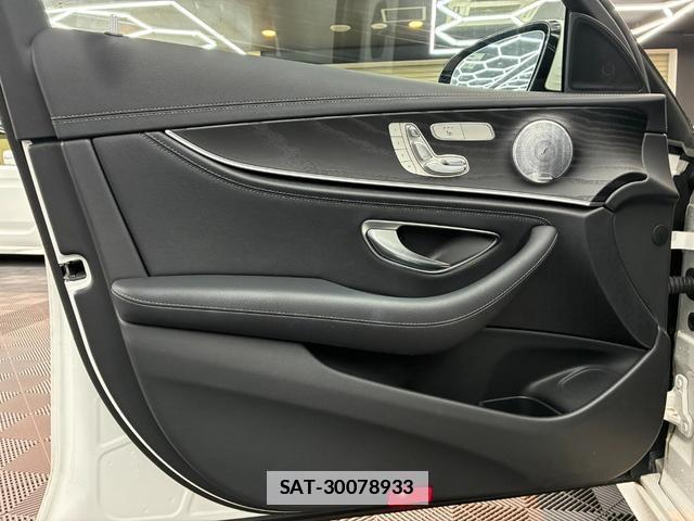 Mercedes Benz E-CLASS 2018-12 7961826-12