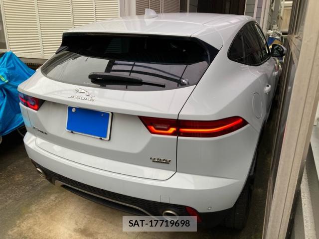 Jaguar E-PACE 2019-01 7959834-3