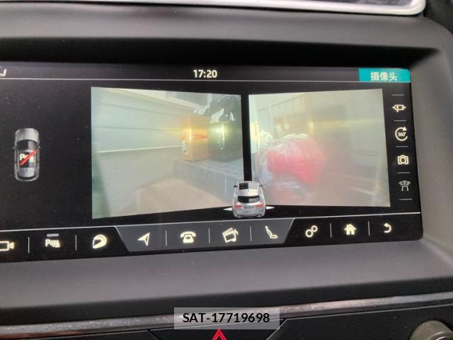 Jaguar E-PACE 2019-01 7959834-7
