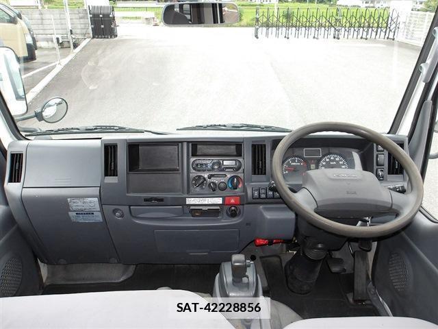 Isuzu ELF TRUCK 2017-08 7959612-3
