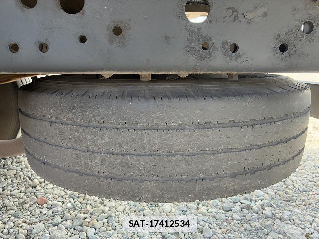 Isuzu ELF TRUCK 2017-03 7961796-19