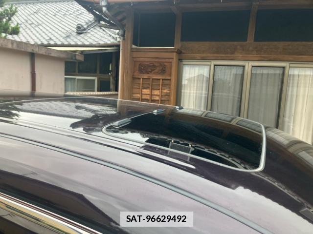 Nissan ELGRAND 2012-01 7959759-7