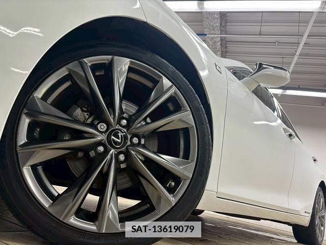 Lexus ES 2019-01 7960059-13