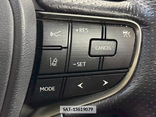 Lexus ES 2019-01 7960059-8