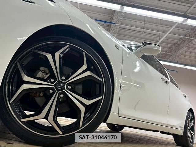 Lexus ES 2019-04 7960061-13