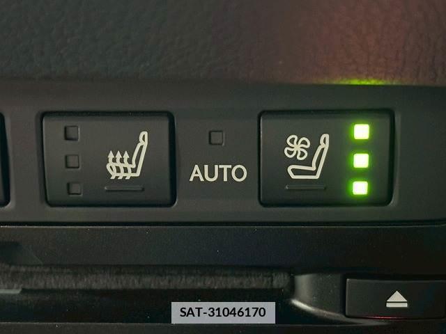 Lexus ES 2019-04 7960061-6