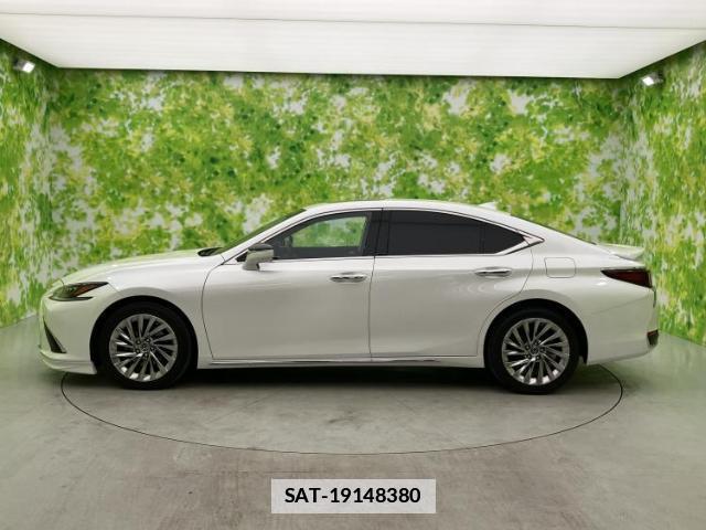 Lexus ES 2021-06 7962936-1