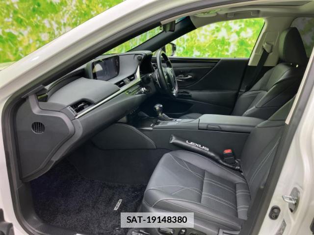 Lexus ES 2021-06 7962936-5
