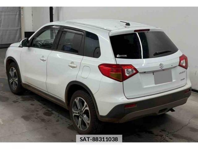Suzuki ESCUDO 2018-05 7960269-4
