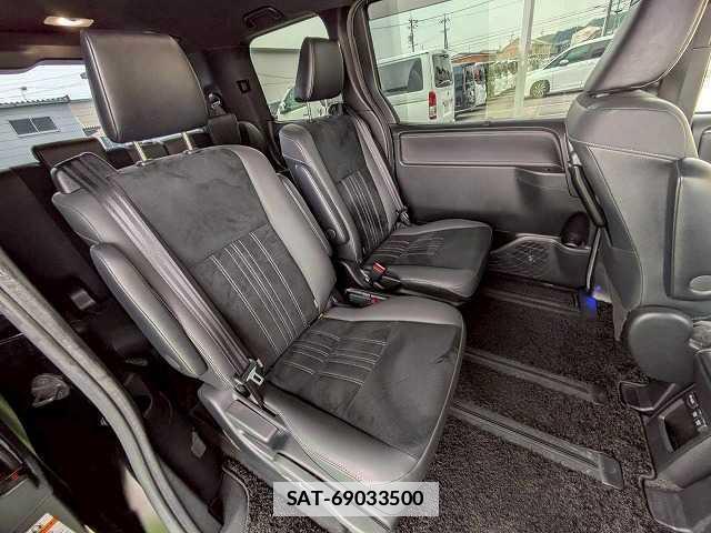 Toyota ESQUIRE 2019-11 7960179-12