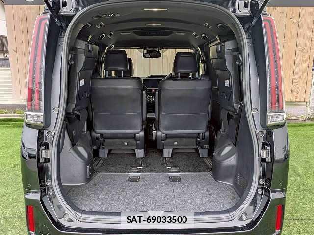 Toyota ESQUIRE 2019-11 7960179-14