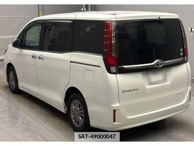 Toyota ESQUIRE 2017-02 7960294-1