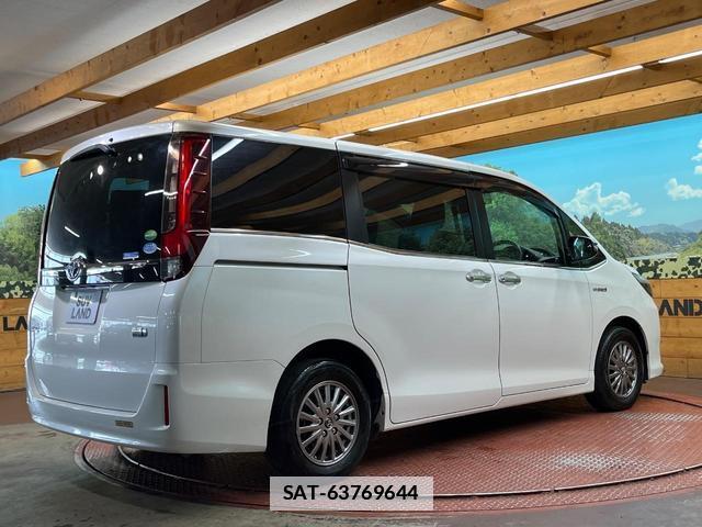 Toyota ESQUIRE 2017-06 7961655-16
