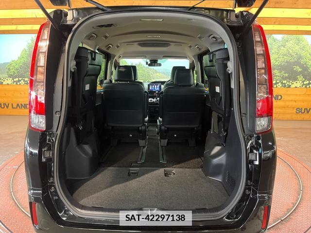 Toyota ESQUIRE 2017-02 7961669-10