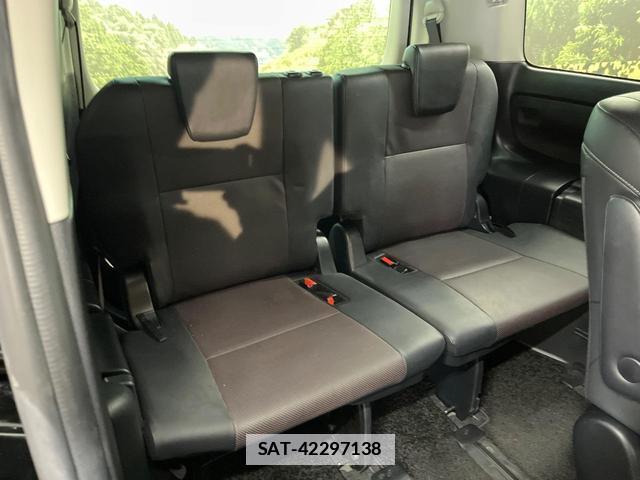 Toyota ESQUIRE 2017-02 7961669-9
